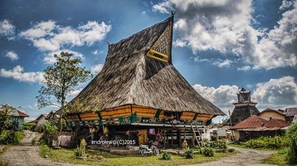 Rumah Adat Belang